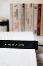 Marque page en cuir Au pied de la lettre - Les raffineurs