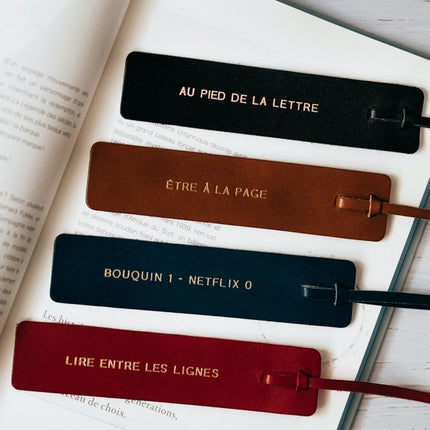Marque page en cuir Binge reading