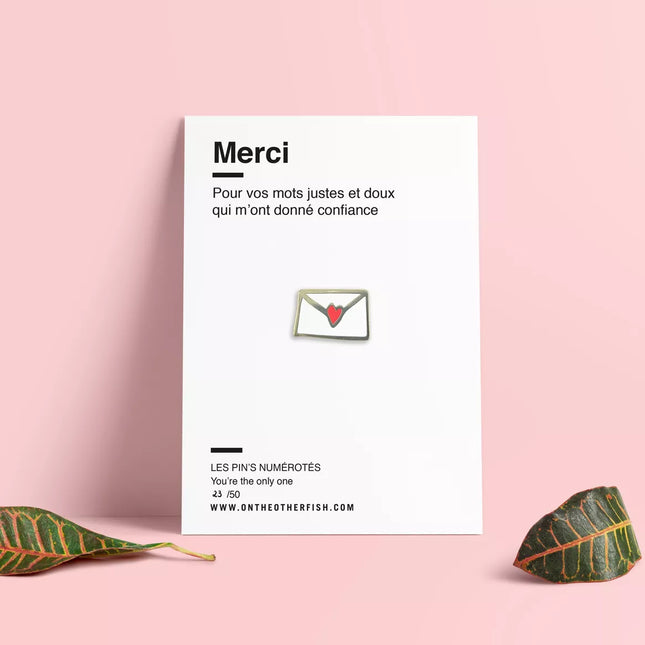 Pin's Lettre - Merci maitresse / maitre