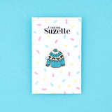 NEW Pin's Pull kitsch Coucou Suzette