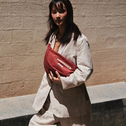 NEW Sac Demi Lune Gisela