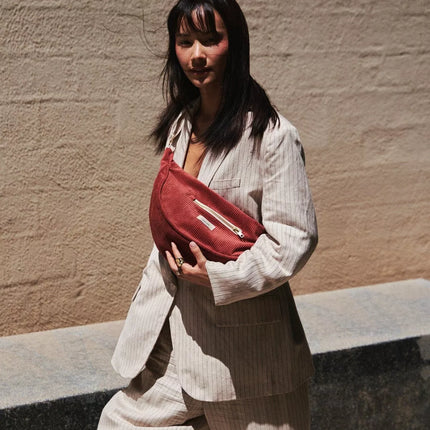 NEW Sac Demi Lune Gisela