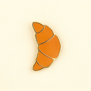 NEW Pin’s Croissant Coucou Suzette