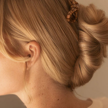 Le pic à chignon noeud cannelle