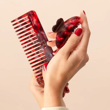 Le joli peigne Opéra