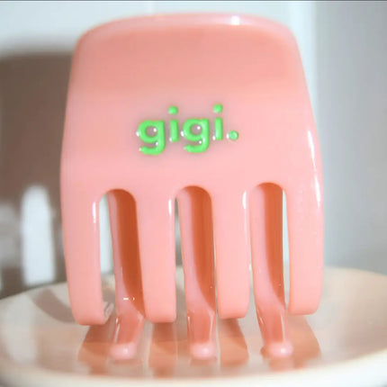 La jolie pince Pivoine