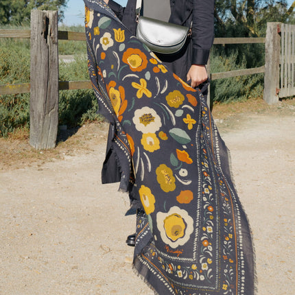 NEW Foulard Balkan Noir