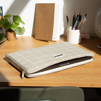 NEW Housse d'ordinateur Ava Carreaux vert argile/blanc