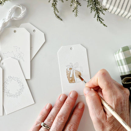 Étiquettes cadeaux de Noël à peindre
