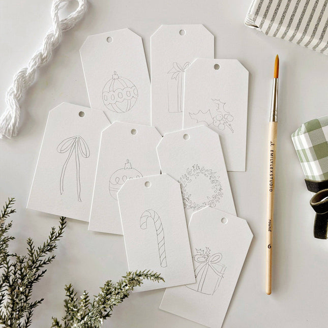 Étiquettes cadeaux de Noël à peindre