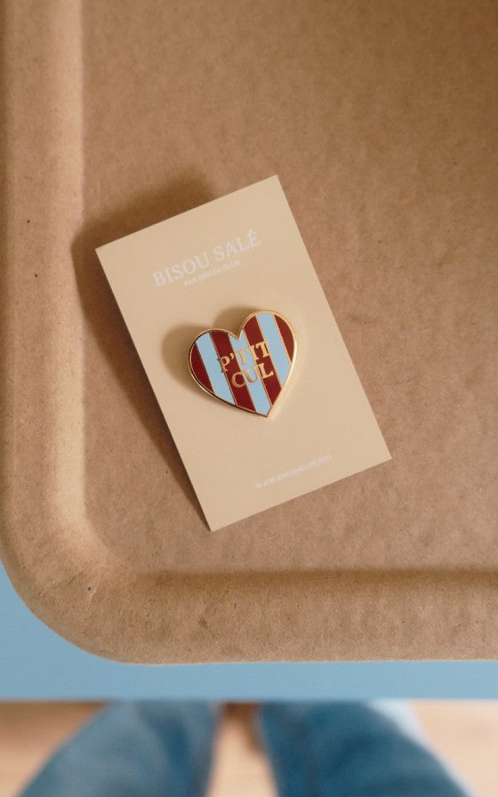 Pin's Petit cul