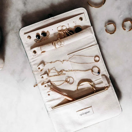 Pochette à bijoux en velours vert