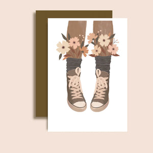 Carte postale Baskets fleuries
